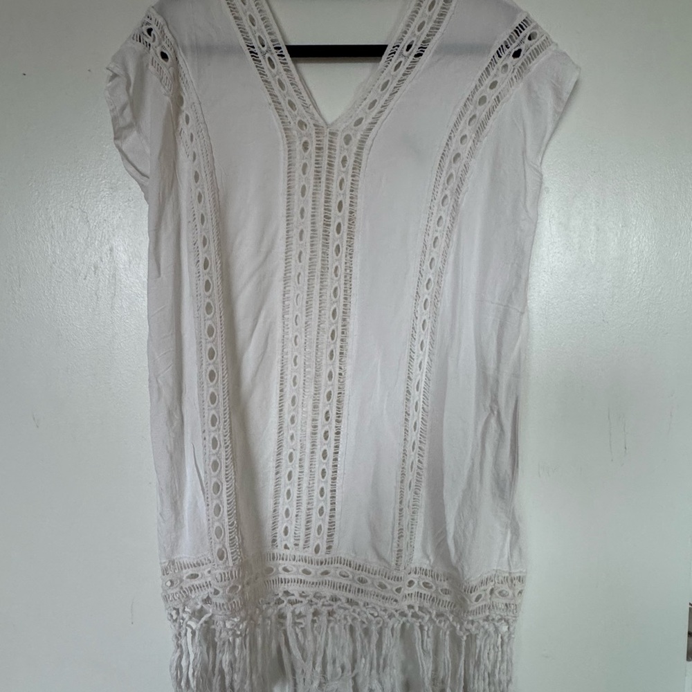 Elegant White Lace Trim Women's Top